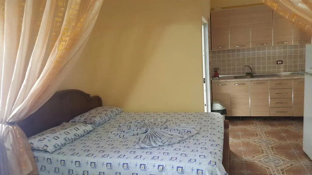 Konukevi Garsoniere Me Qera Otel Durrës