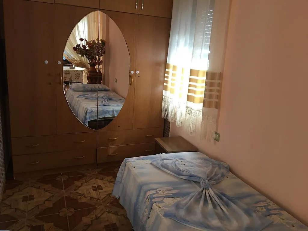 Garsoniere Me Qera Hotel Durres 2*,